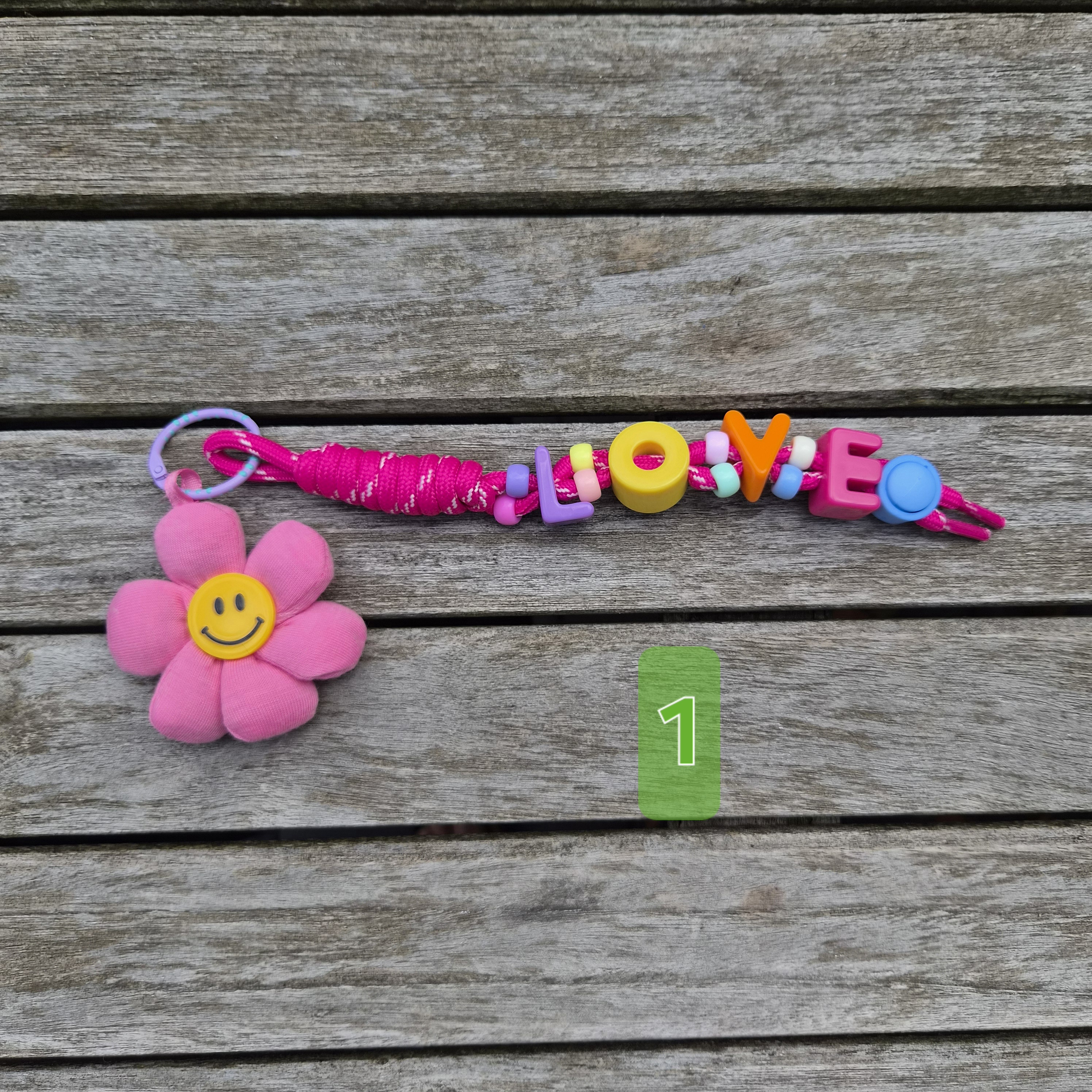 Anhänger "Love" – Bild 2